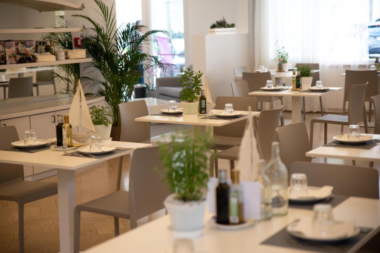 Hotel San Gottardo リッチョーネ エクステリア 写真